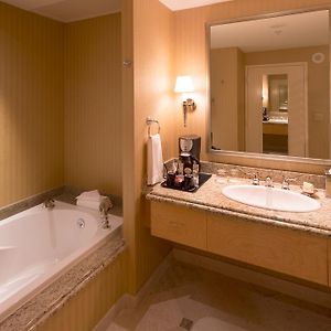 Monarch Suite